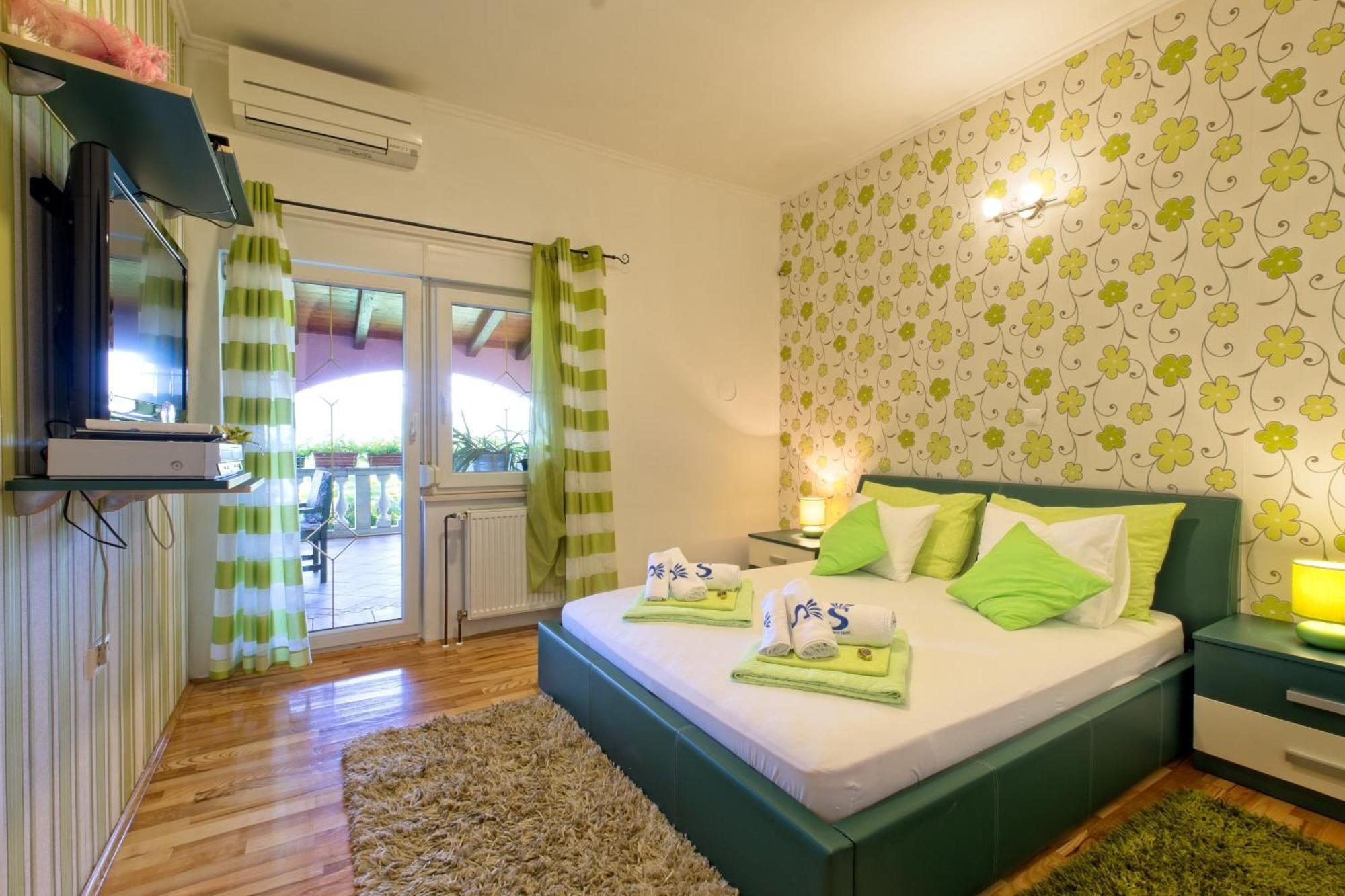 Villa Thousand Roses Lovorno Exterior photo